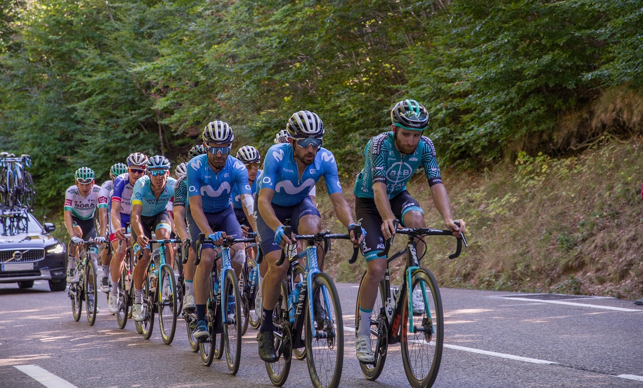 La Etapa Más Larga del Tour de Francia: ¿Cuántos Kilómetros Tiene?